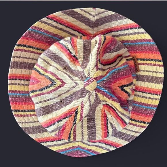 Volcom Size S/M Multi-coloured striped bucket hat - Picture 2 of 7